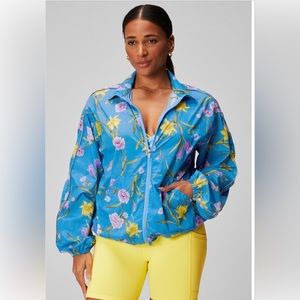 Oversized Flyweight Windbreaker (M)